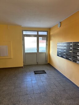 Predaj 2 izb.byt centrum,ul.Štefánikova,64m2 EXKLUZÍVNE - 8