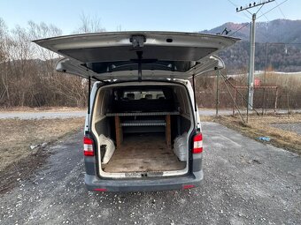 Predaj VW Transporter T5, r.v. 2012, 1.9TDi - 8