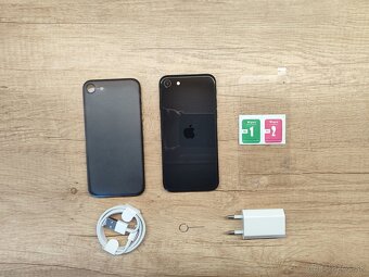 Apple iPhone SE 2020 (2nd gen) - super stav - v záruke - 8