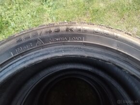 Predám zimné pneumatiky Kormoran 225/45R17 - 8