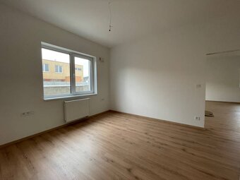 NA PREDAJ: 2-IZBOVÝ APARTMÁN S PREDZÁHRADKOU, Jána Ondruša,  - 8