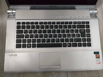 Sony Vaio VGN-FW11S - 8