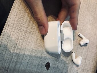 AirPods pro gen2 - 8