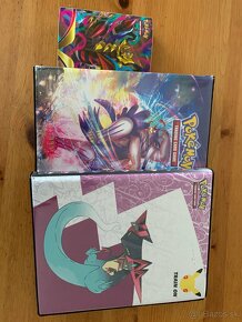 Predám Pokémon kartičky s albumami - 8