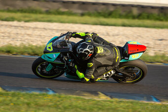 Okruhovka Suzuki GSX-R600 2011 L1 - 8