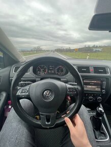 Volkswagen jetta 2013 TDi - 8