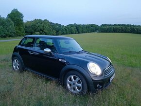 Mini Cooper ONE , R56 , Benzín 2009 - 8