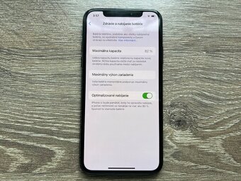 Apple iPhone XS 64 Gb - 8