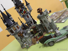 LEGO 9468, 9463 - séria Castle - Vampírsky hrad + Vlkolak - 8