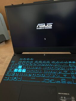 Predám herný notebook ASUS TUG Gaming F15 + príslušenstvo - 8