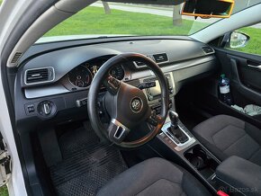 Volkswagen Passat B7 2.0 TDI DSG Higline prvy majitel na Svk - 8