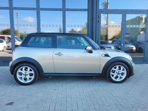 Mini Cooper 1.6 - 8