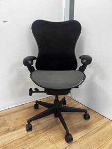 Herman Miller Mirra Full Option Butterfly - 8