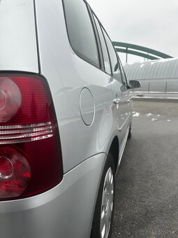 VOLKSWAGEN TOURAN 1.9 tdi 2008 - 8