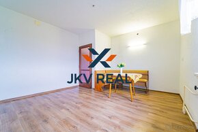 JKV REAL ponúka na predaj RODINNÝ DOM v obci Čereňany - 8