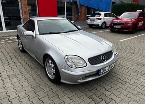 Mercedes-Benz SLK 200 KOMPRESOR,INDIVIDUAL benzín manuál - 8