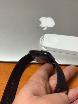 Apple Watch SE 2 44mm LTE Cellular  - rok záruka - 8