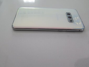 SAMSUNG Galaxy S10e - 8