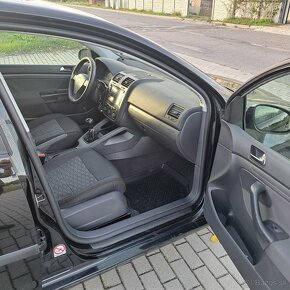 Volkswagen Golf 5 , 1.4 benzín, 175000km - 8