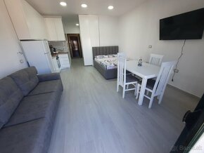 Apartmán v Albánsku pri mori (na pláži) na prenájom - 8