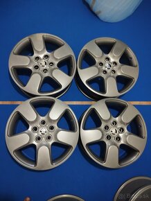 5x112 R17 Originál Škoda Octavia Scout - 8