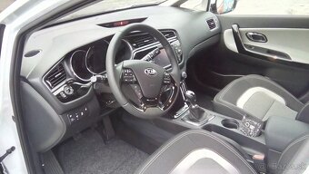 KIA Ceed 1.4 CVVT UEFA edicia Gold+Platinum - 8