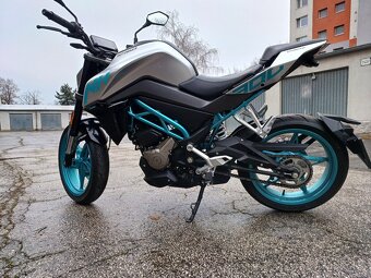 CF MOTO NK300 - 8