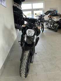 Yamaha MT07 - 8