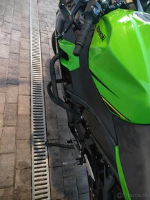 Kawasaki ninja 400 - 8