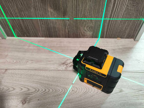 Pozičný laser 3 x 360 Green Line s USB C,IP54 vodotesný - 8