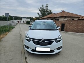 OPEL ZAFIRA TOURER 96KW AUTOMAT 2019 odpočet DPH - 8