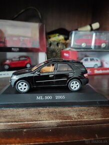 Mercedes Benz 1:43 - 8