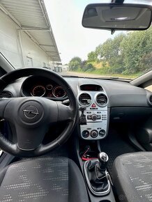 Opel Corsa - 8