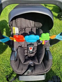 Kočík Moon 3 kombinácia plus isofix báza do auta - 8