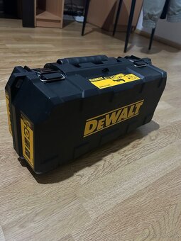 Dewalt uhlová bruska 125 priemer - 8