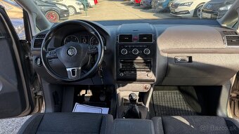 Volkswagen Touran 1.6 TDI Comfortline - 8