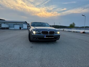 Predám vymením bmw 750li facelift - 8