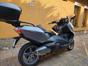 Predám skúter BMW c650 GT - 8