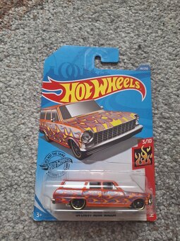 Hot wheels mix autíčok 3. - 8