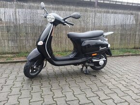 Piaggio Vespa ET4 125 - 8