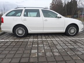 Škoda Octavia Combi rok 2012 TOP - 8