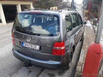 VW Touran - 8