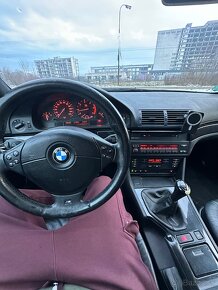 BMW E39 525D - 8