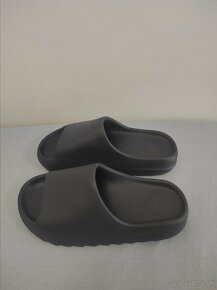 Yeezy Slides Onyx - 8