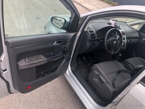 Volkswagen Touran 1.9 TDI 77KW - 8