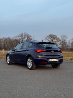 Opel Astra - 8