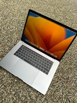 MacBook Pro 15 i7 3,1GHZ, 16GB, 1TBSSD, nová baterie - 8