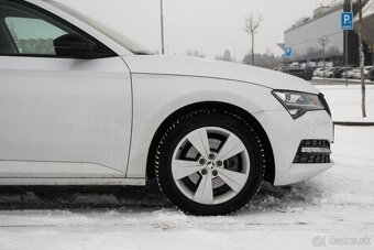 Škoda Superb 1.5 TSI ACT Sportline DSG - 8