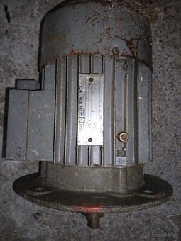 Podlozky matice flexu elektromotor - 8