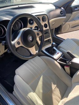 Alfa Romeo 159 1.9 jtdm - 8